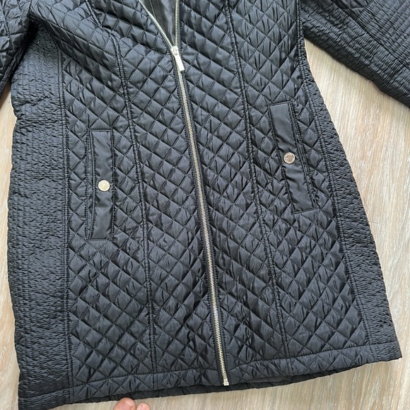 Authentic Michael Kors, Quilted Jacket - Picture 3 of 12